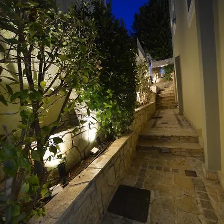 Elegant By B&e Country house Porto Rafti